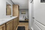 1090 Seivern Road - Photo 12