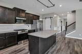 414 Tulip Way - Photo 18