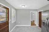1813 Fairlawn Circle - Photo 11