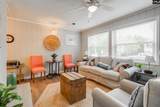 2742 Montgomery Avenue - Photo 5