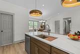 284 Crout Place - Photo 9