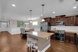 692 Gladiolus Drive - Photo 8