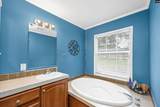 447 Payes Point - Photo 20