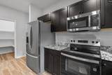 410 Lincolnshire Boulevard - Photo 10
