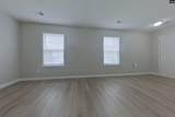404 Castle Ridge Drive - Photo 2