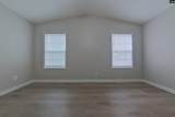 404 Castle Ridge Drive - Photo 8