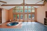 528 Queen Street - Photo 14