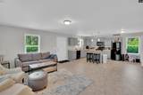 1016 Arlington Street - Photo 2