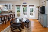 200 Barton Bend Lane - Photo 15