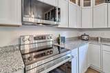 720 Lexington Avenue - Photo 15