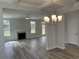 621 Falling Leaf Lane - Photo 4