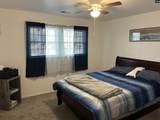 2533 B Watson Street - Photo 17