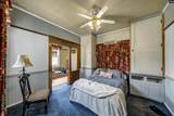 909 College Street - Photo 16