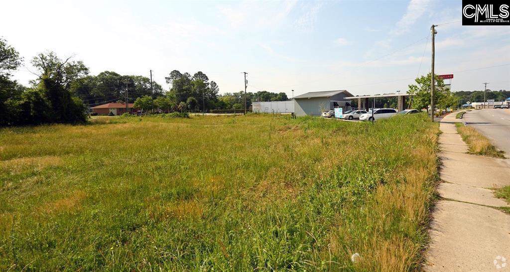 6104 Main Street - Photo 1