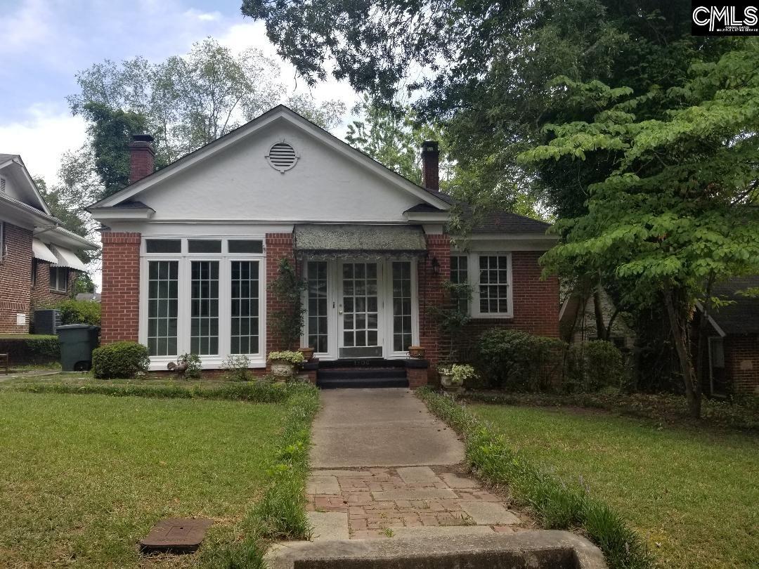 1706 Pinewood Drive - Photo 1
