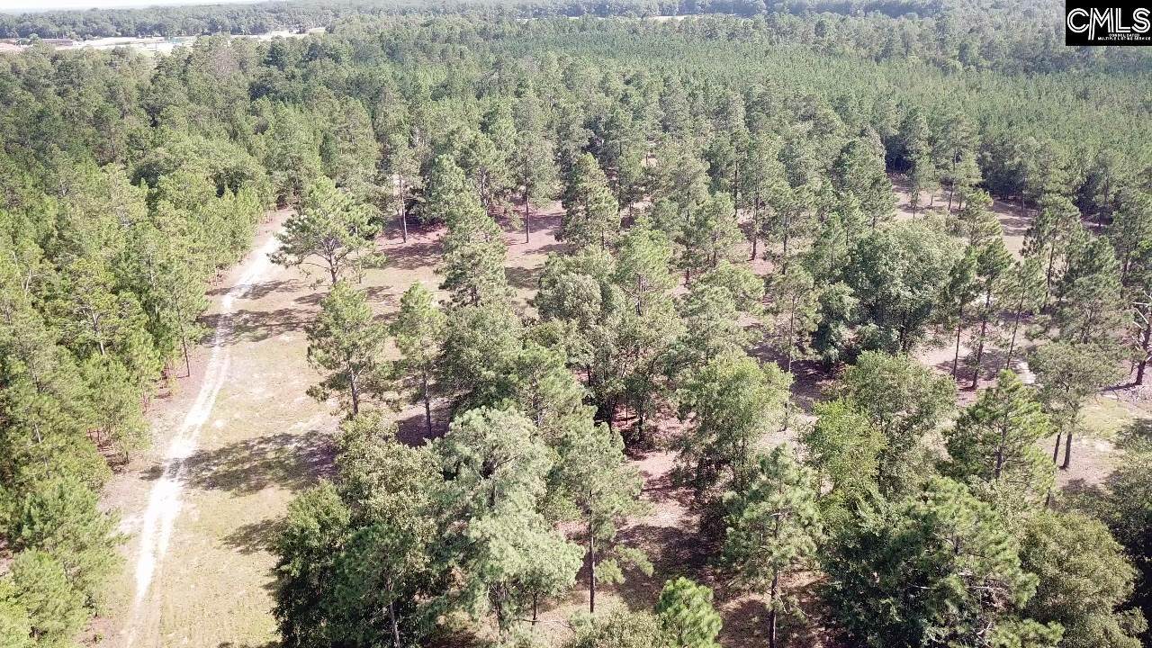 91 Hound Hollow Road - Photo 1