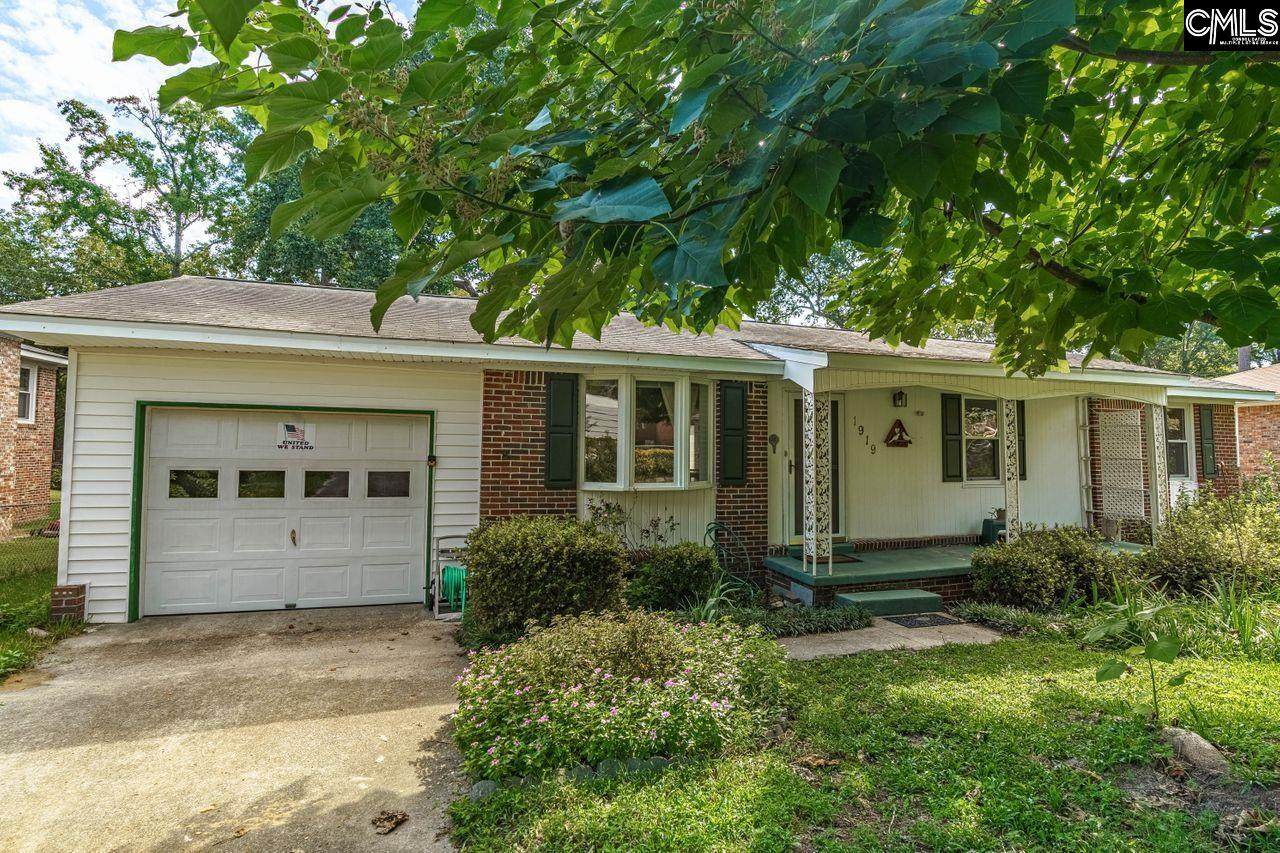 1919 Audubon Avenue - Photo 1