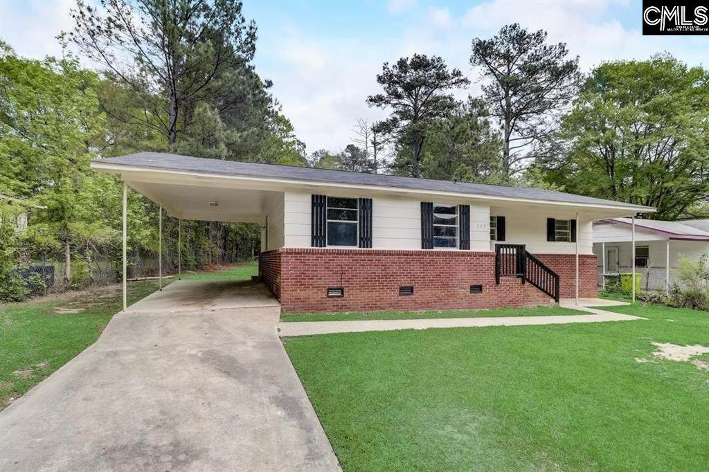 329 Saddlefield Road - Photo 1