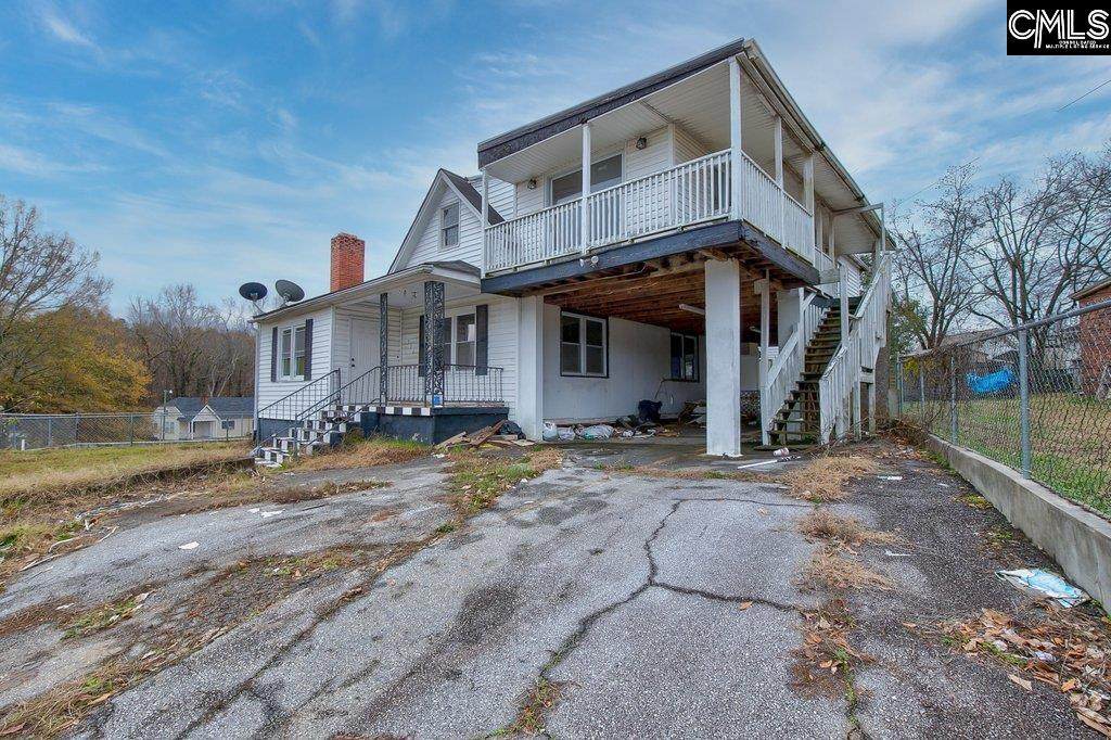 320 Elm Street - Photo 1