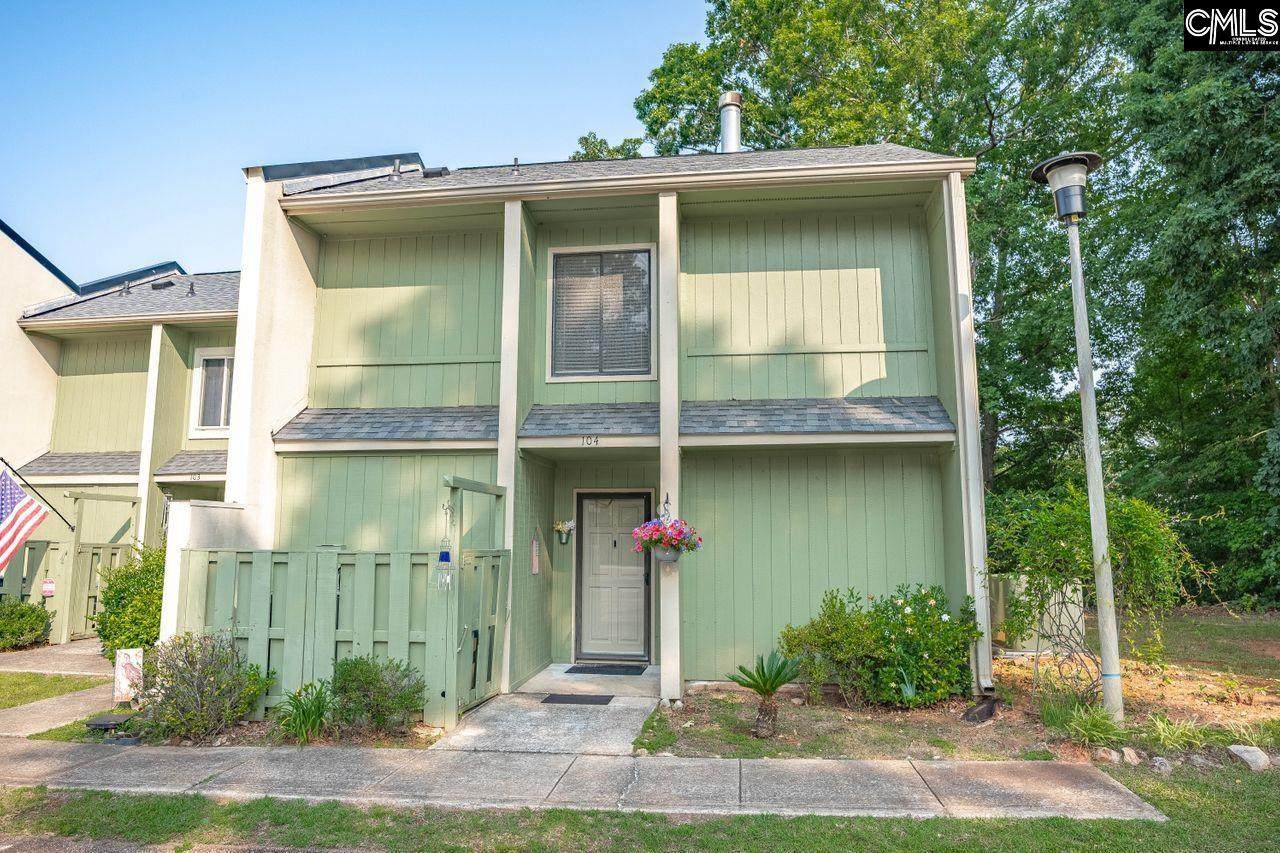 104 Keats Court - Photo 1