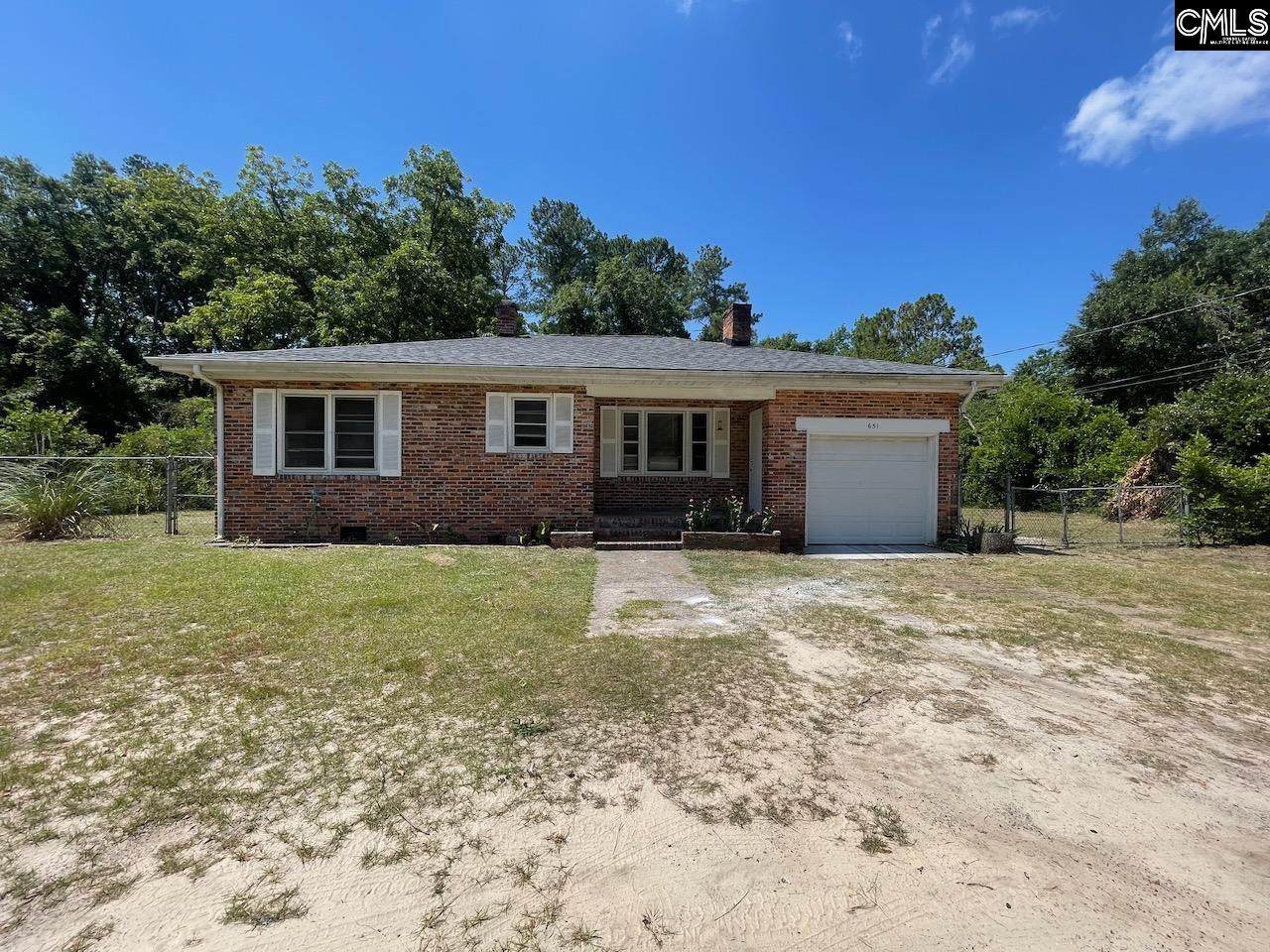 651 Lincoln Avenue - Photo 1
