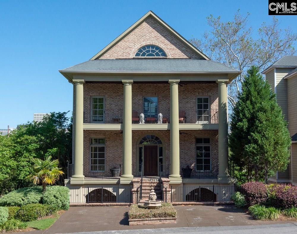 1605 Catawba Street - Photo 1