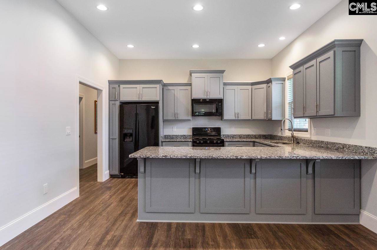 301 Walker Street - Photo 1