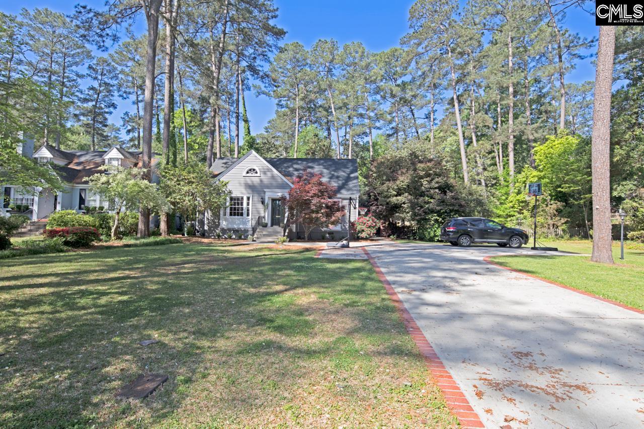1407 Wellington Drive - Photo 1