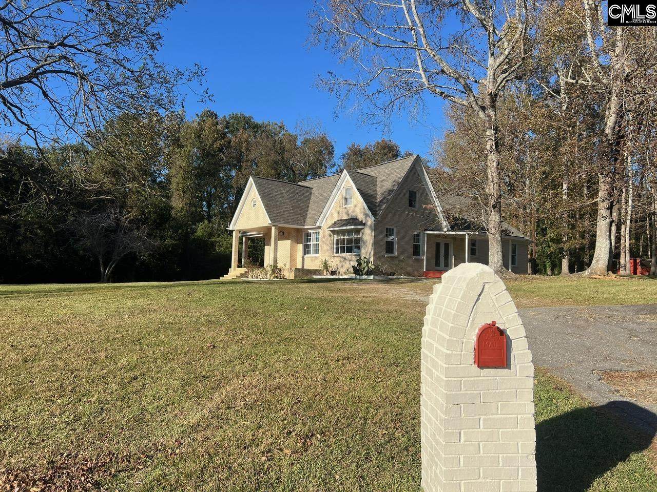 172 Pine Street - Photo 1