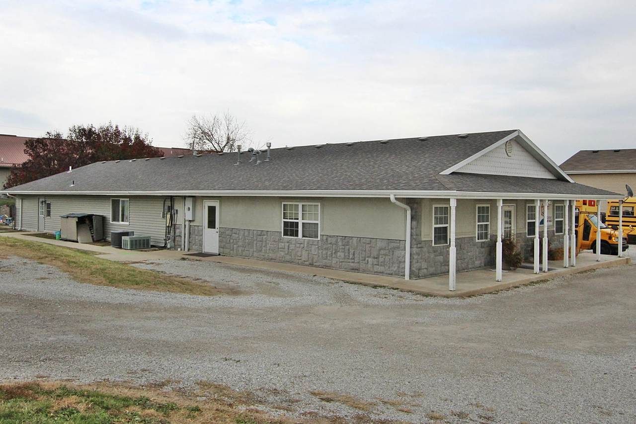 701 Liberty Ln - Photo 1