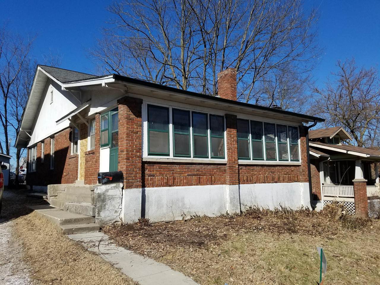 105 Hubbell Dr - Photo 1