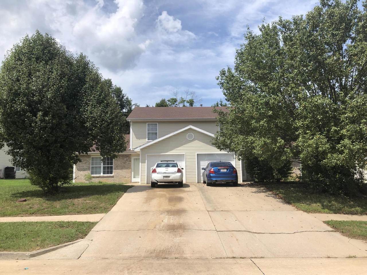 5209-5211 Geyser Blvd - Photo 1