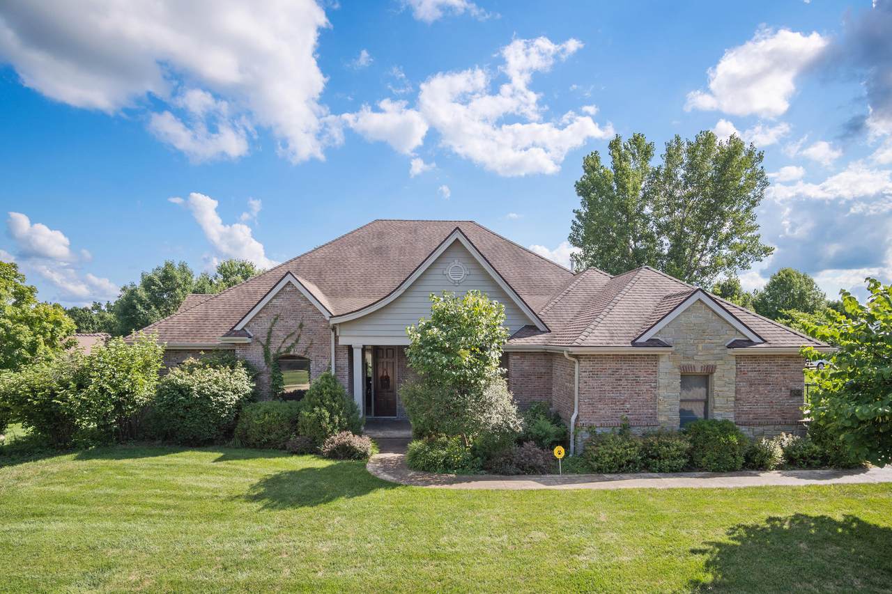4804 Garden Grove Dr - Photo 1