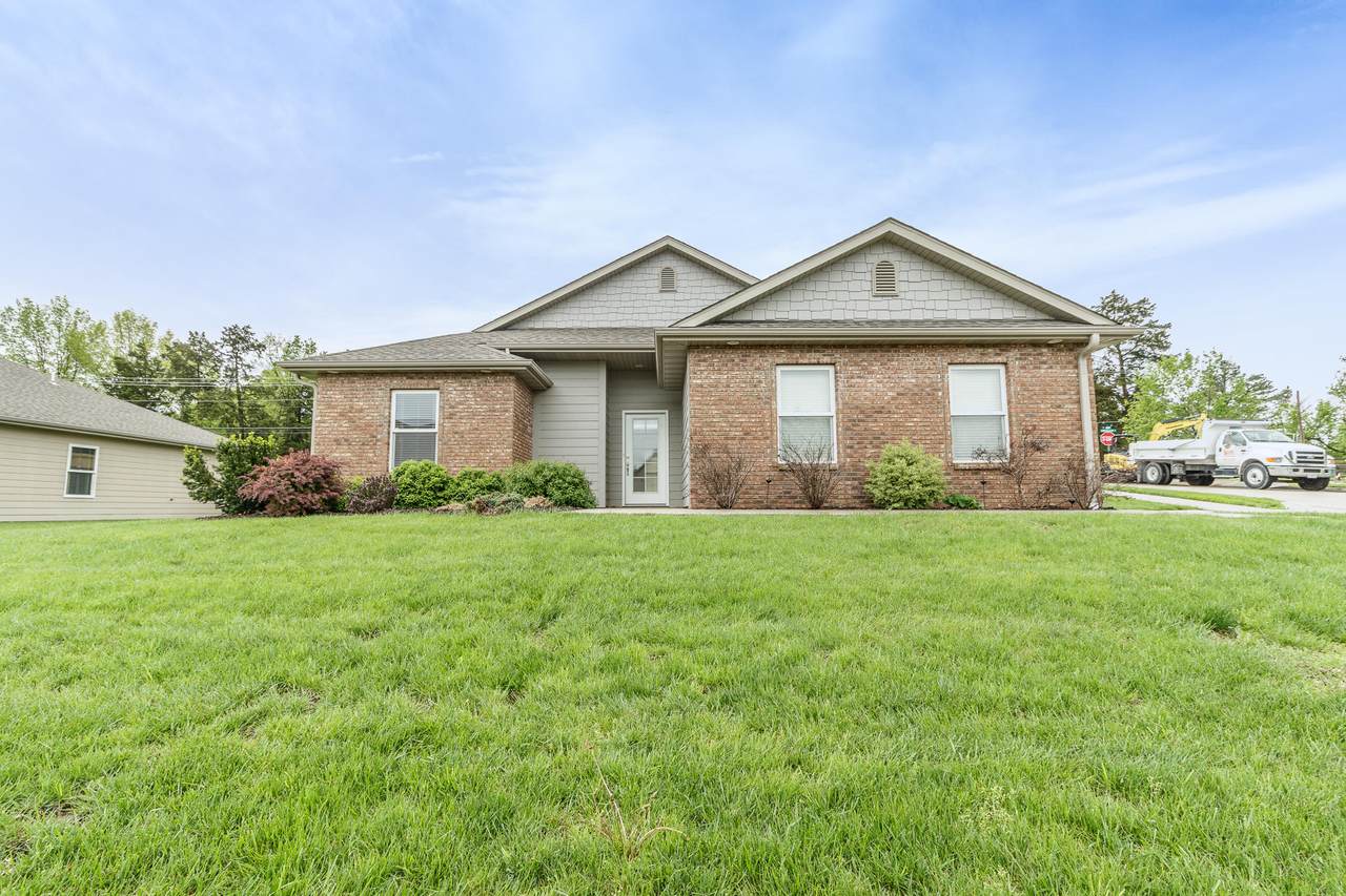 3306 Belinda Ct - Photo 1