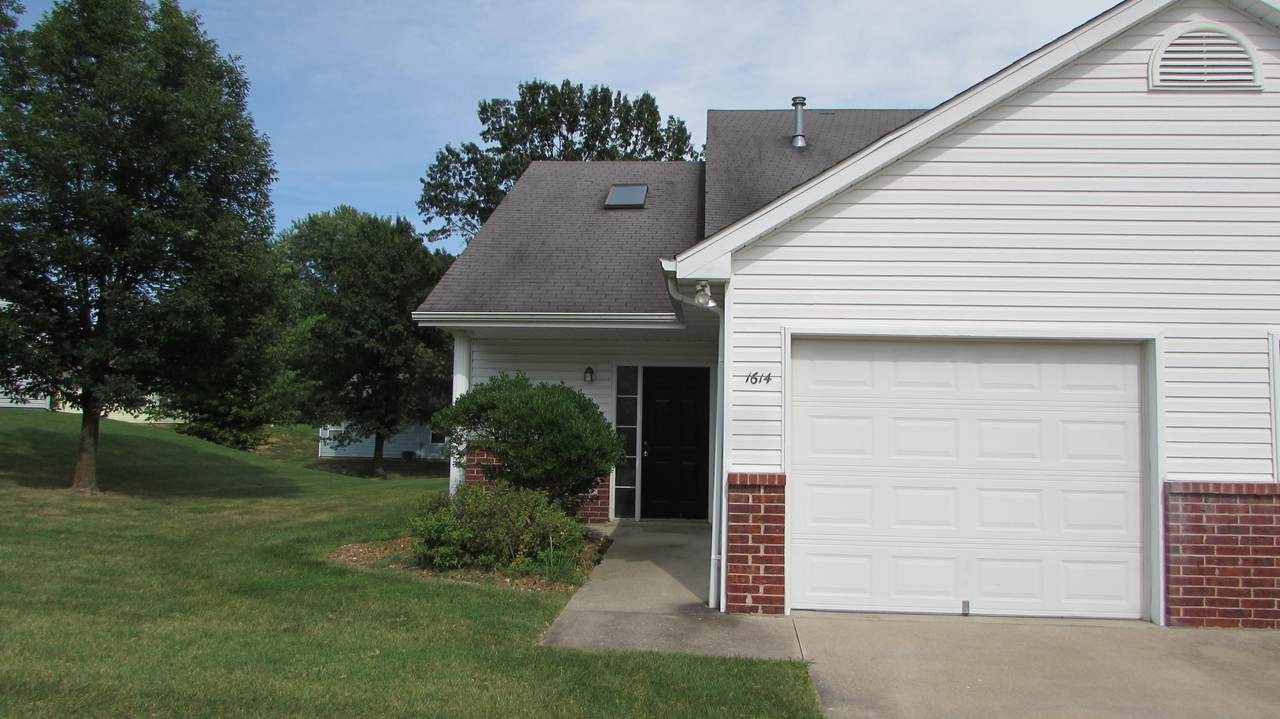 1609 Hershey Ct - Photo 1
