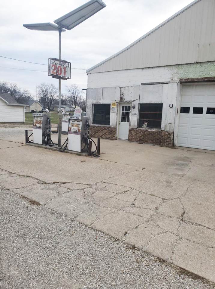 1225 Monroe St - Photo 1