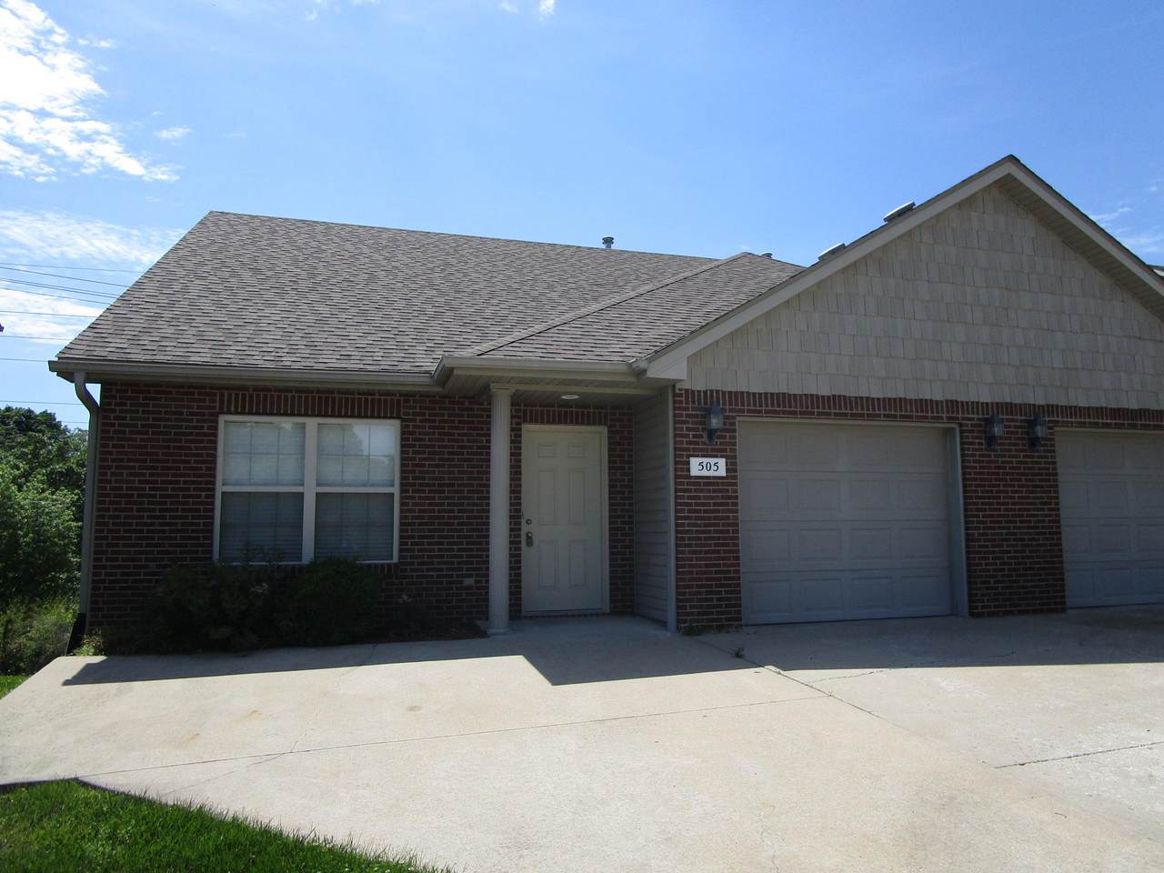 505 Glenstone Dr - Photo 1