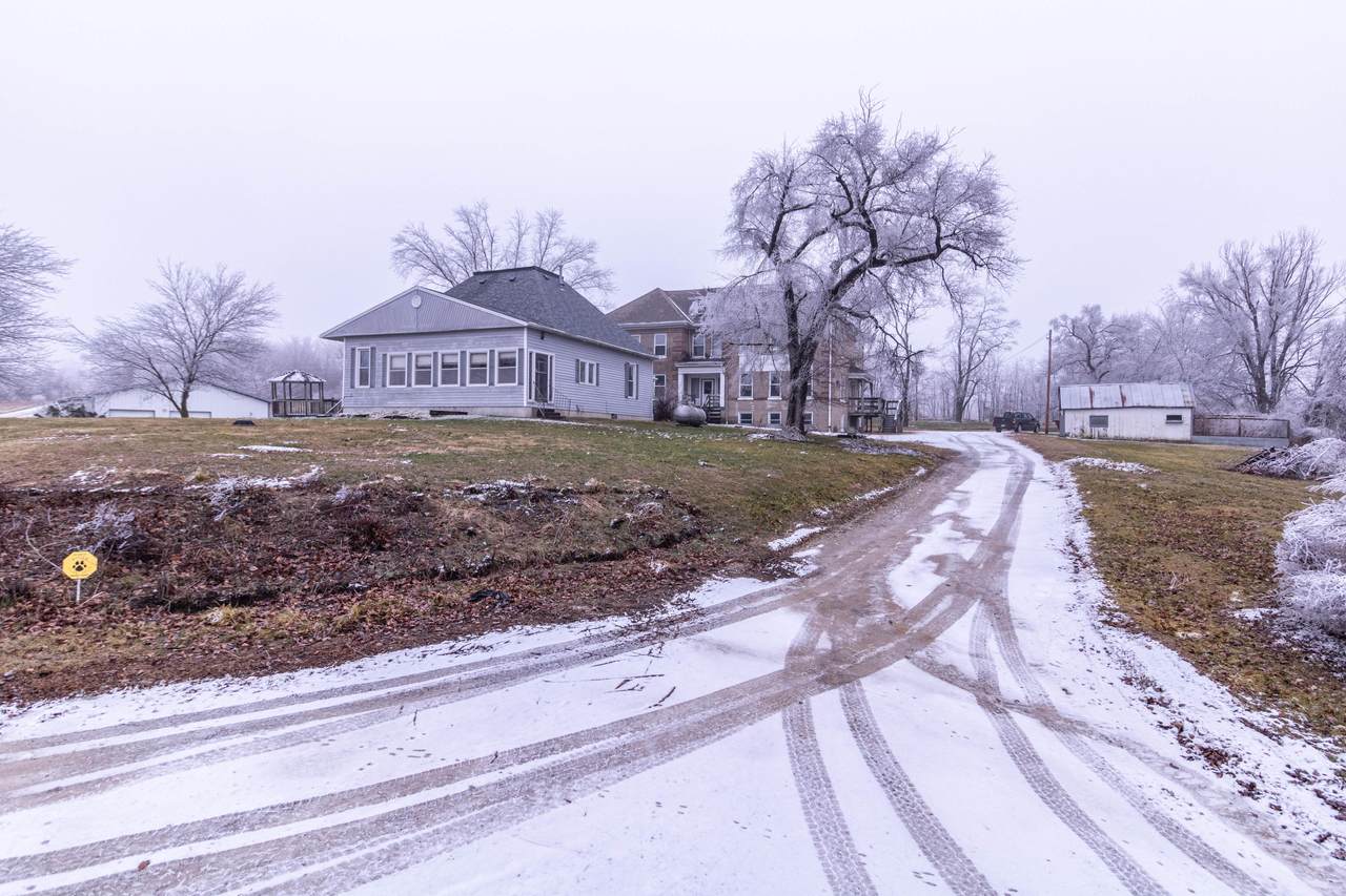 420 County Rd 112 - Photo 1