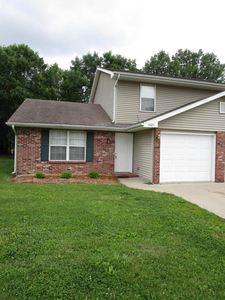 4924 Millbrook Dr - Photo 1