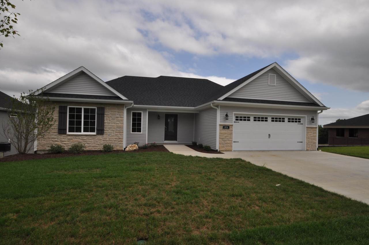 1806 Mills Dr - Photo 1