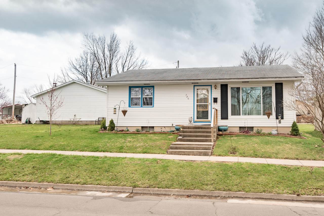 720 Union Ave - Photo 1