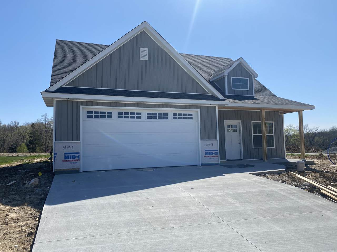 910 Rutland Dr - Photo 1