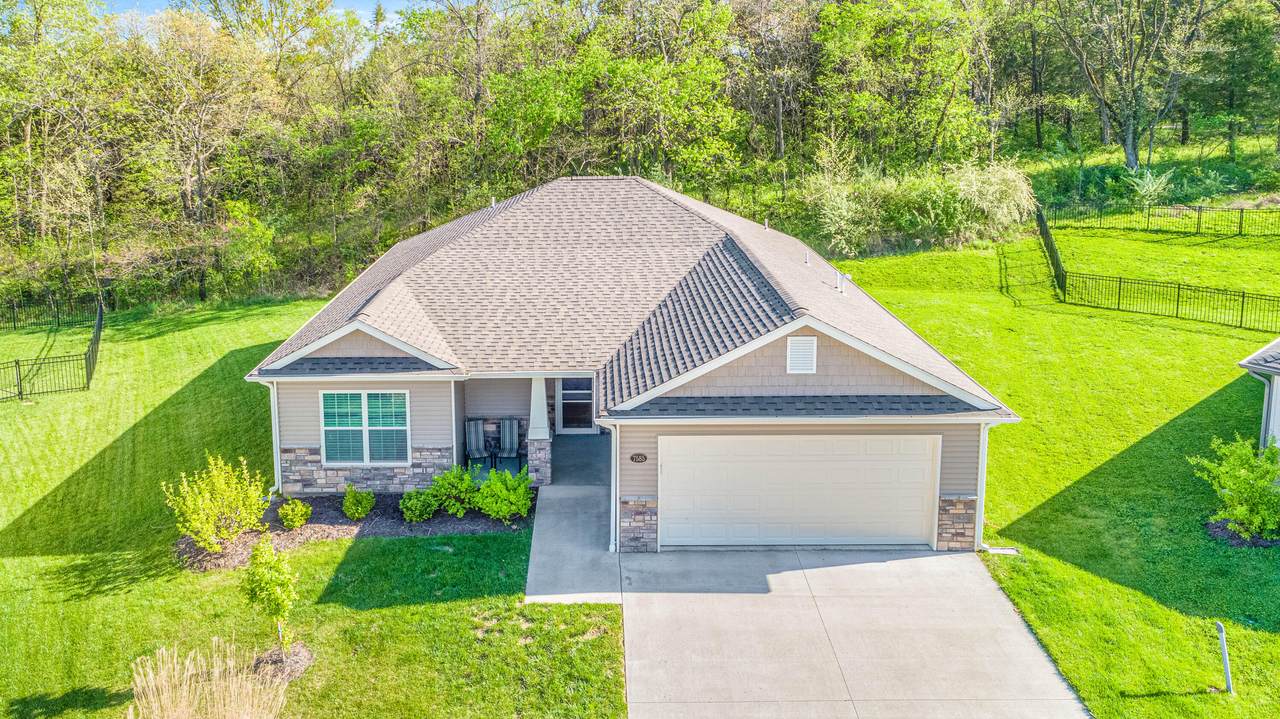 7585 Sapling Ct - Photo 1