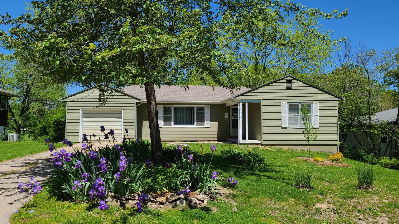 1717 Amelia St - Photo 1