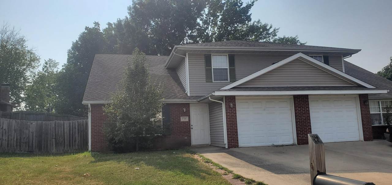 1709 Lakewood Dr - Photo 1