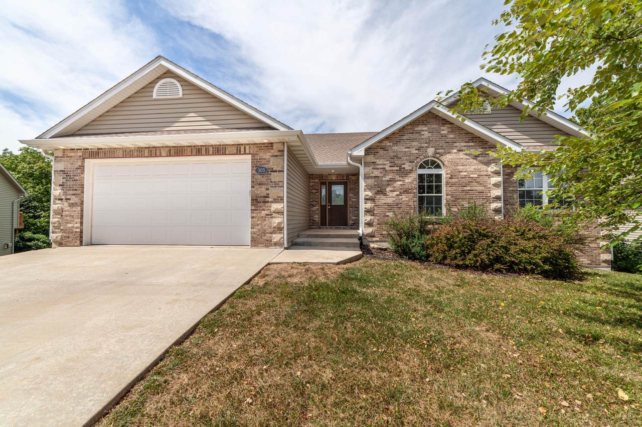 305 Macaw Dr - Photo 1