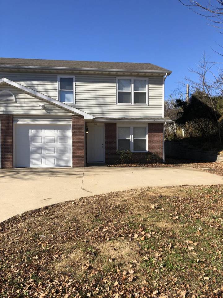 2103 Gus Ct - Photo 1