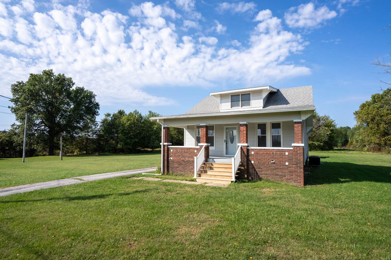 1107 County Road 1220 - Photo 1
