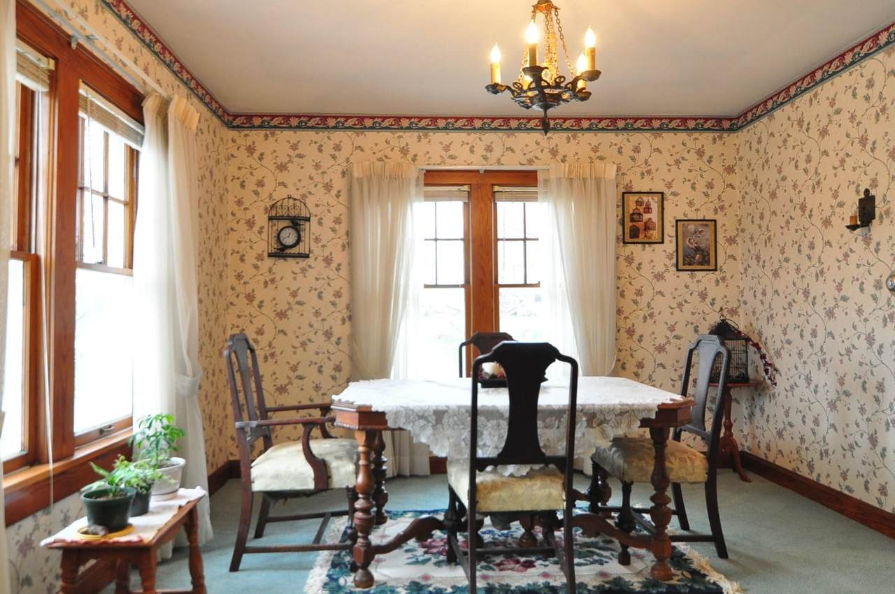1021 7TH St - Photo 1