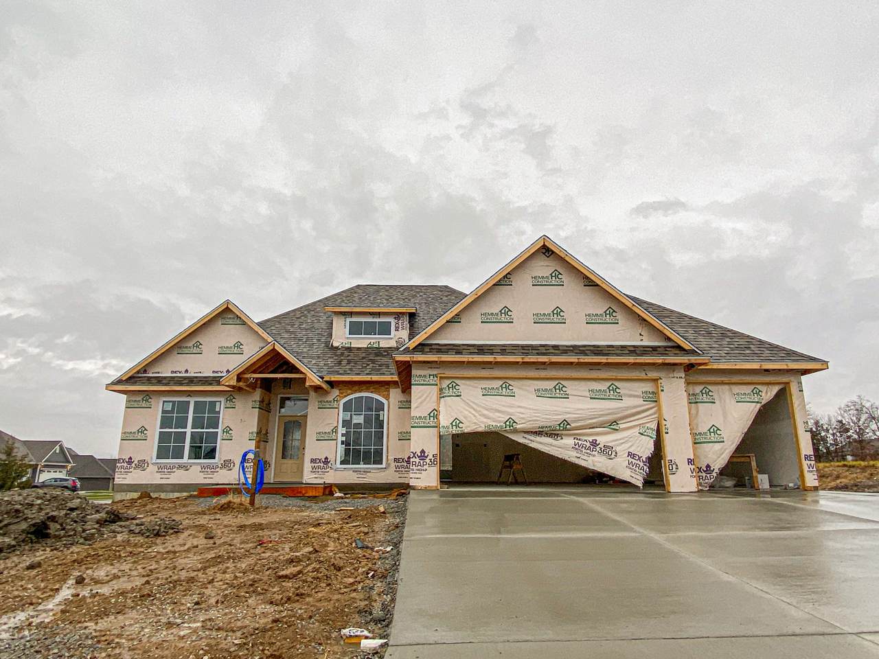 LOT 401 Kiawah Ln - Photo 1